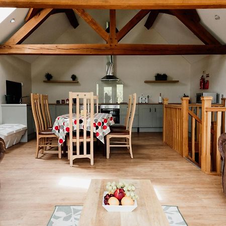 Finest Retreats - The Welsh Barn Aberystwyth Exterior foto