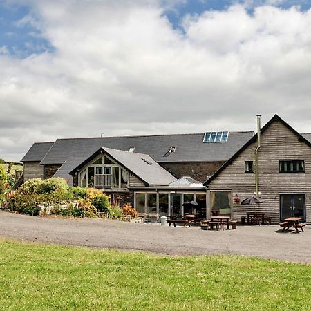 Finest Retreats - The Welsh Barn Aberystwyth Exterior foto