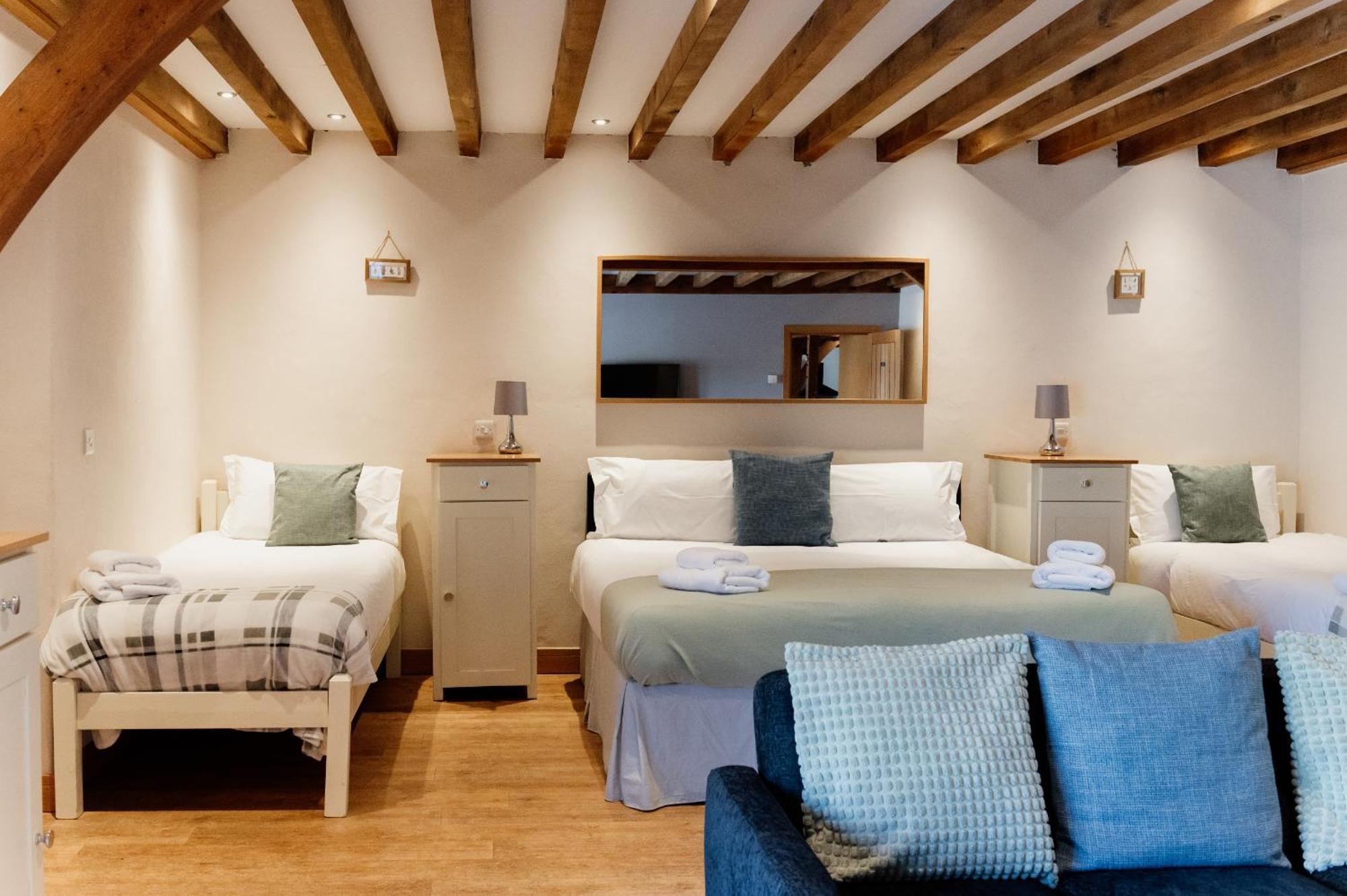 Finest Retreats - The Welsh Barn Aberystwyth Exterior foto