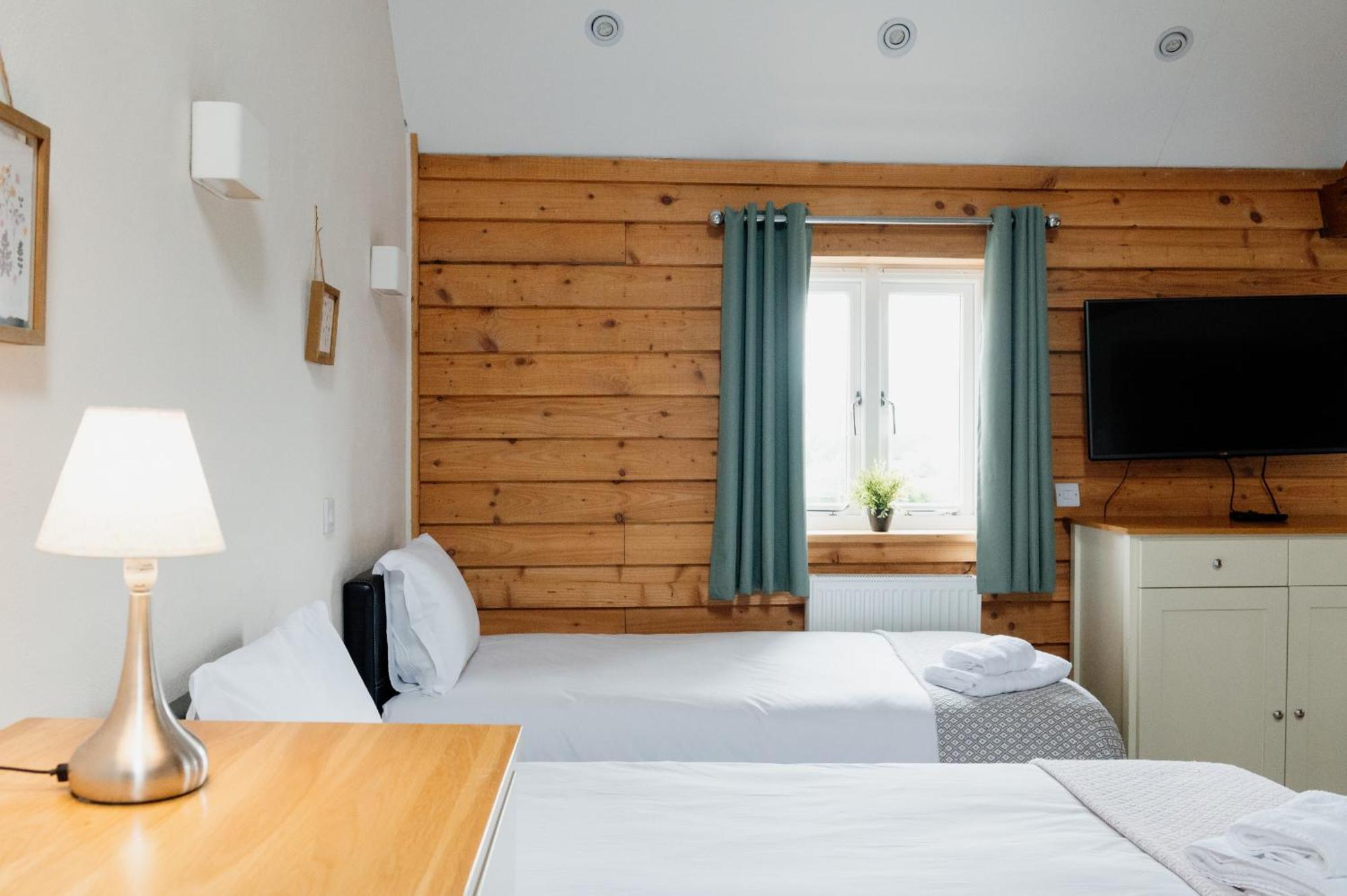 Finest Retreats - The Welsh Barn Aberystwyth Exterior foto